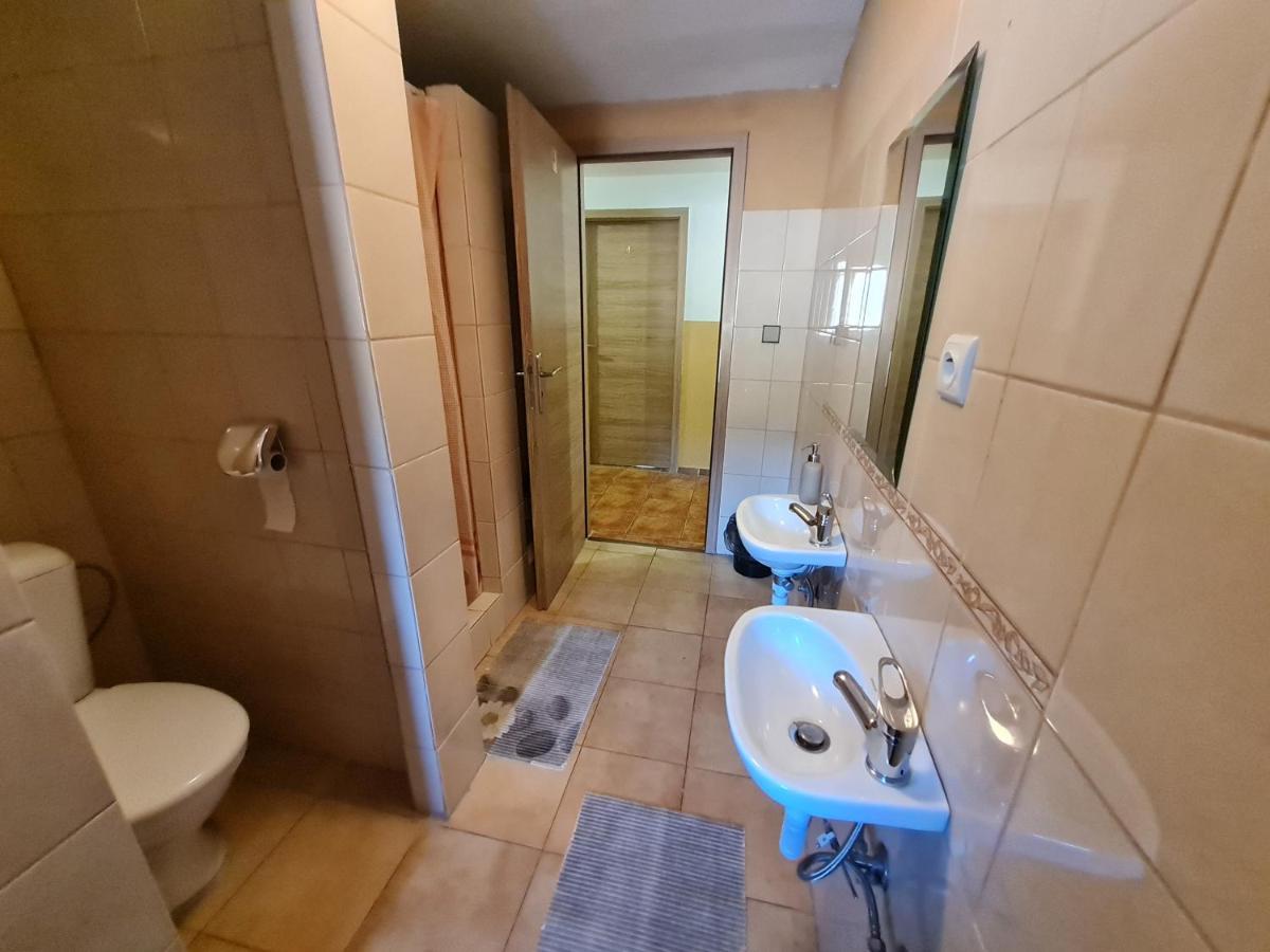 Stary Dom Hotel Oravska Polhora Bagian luar foto