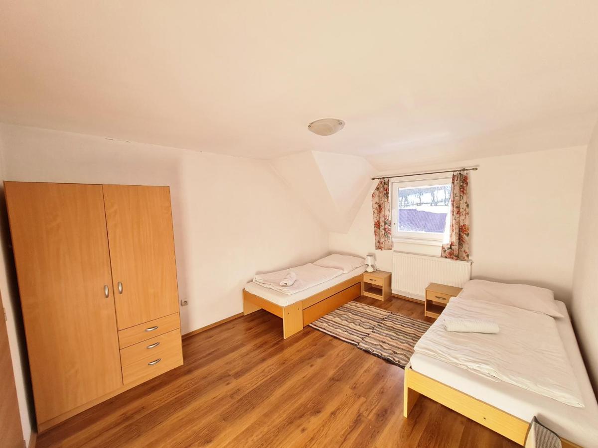 Stary Dom Hotel Oravska Polhora Bagian luar foto